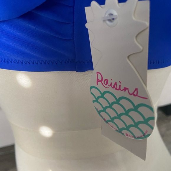 Raisins Mermaid Flounce Bra Bikini Top - Picture 9 of 12